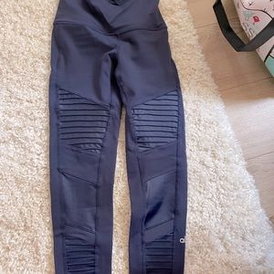 super comfy leggings!!